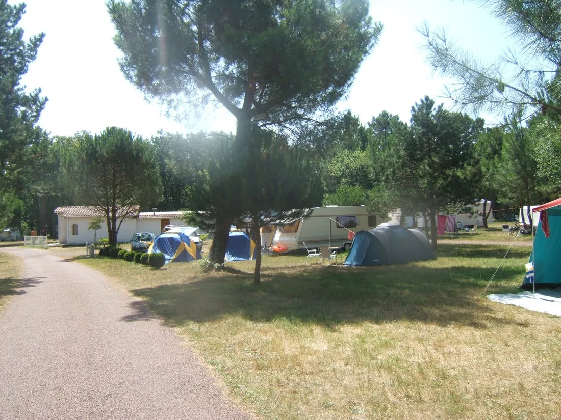 camping-atlantiqueforet-les-mathes-1kr2u