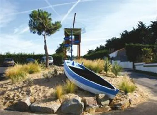 flower-camping-les-brillas-les-moutiers-en-retz-lywjl