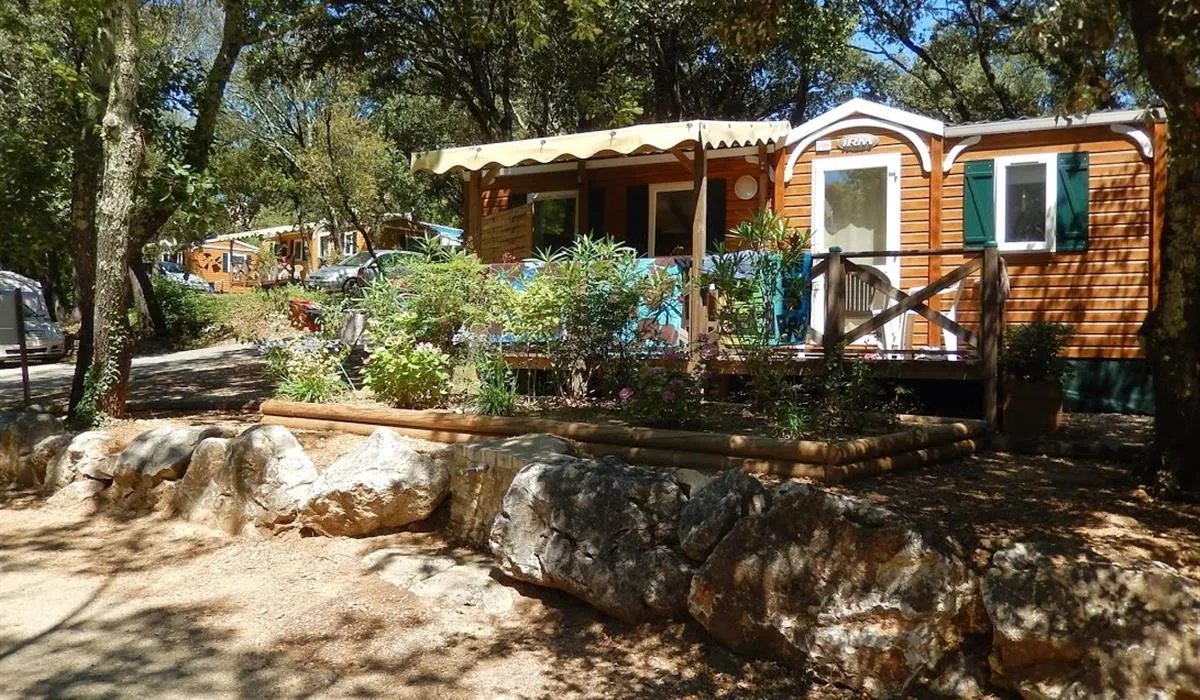 camping-les-cascades-la-roque-sur-cze-5qplt