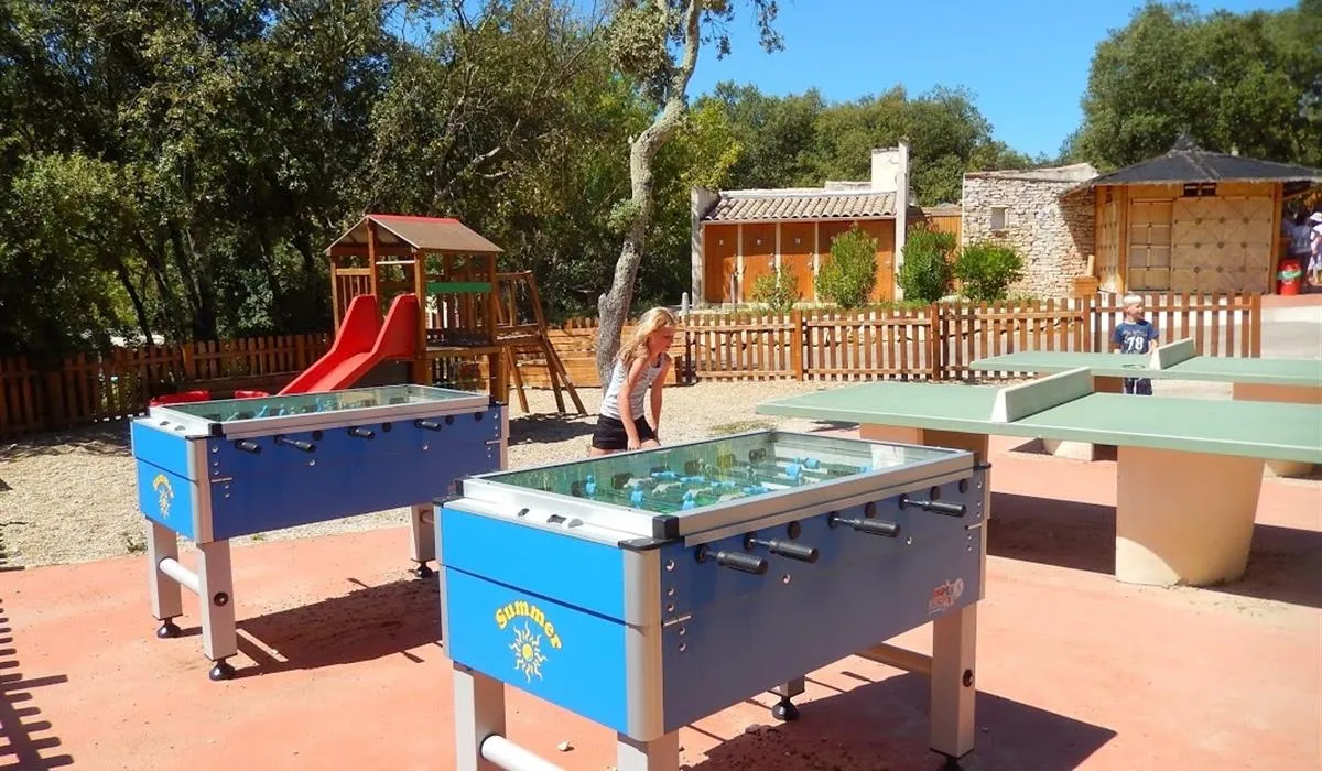 camping-les-cascades-la-roque-sur-cze-y0xje