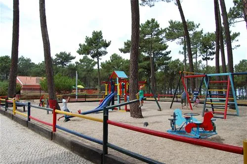 parque-de-campismo-do-valadoorbitur-nazar-uumx8