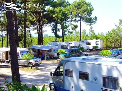 parque-de-campismo-do-valadoorbitur-nazar-xqqat
