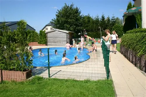camping-um-bierg-tarchamps-6aduo