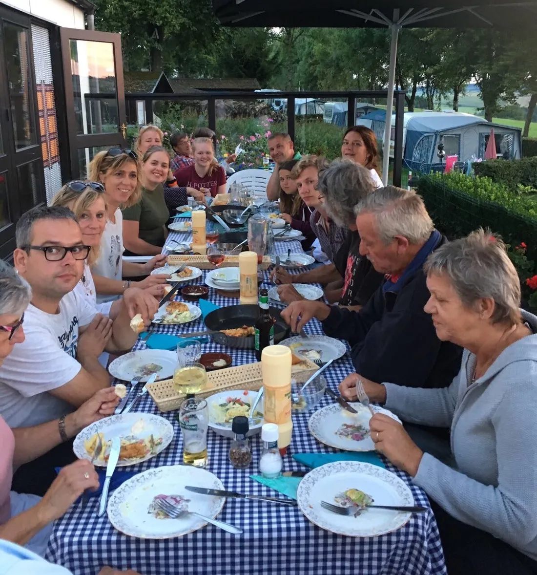 camping-um-bierg-tarchamps-9jjfn