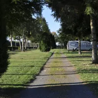camping-um-bierg-tarchamps-e8kft
