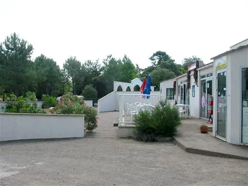 camping-la-fretille-longeville-sur-mer-9lxdr