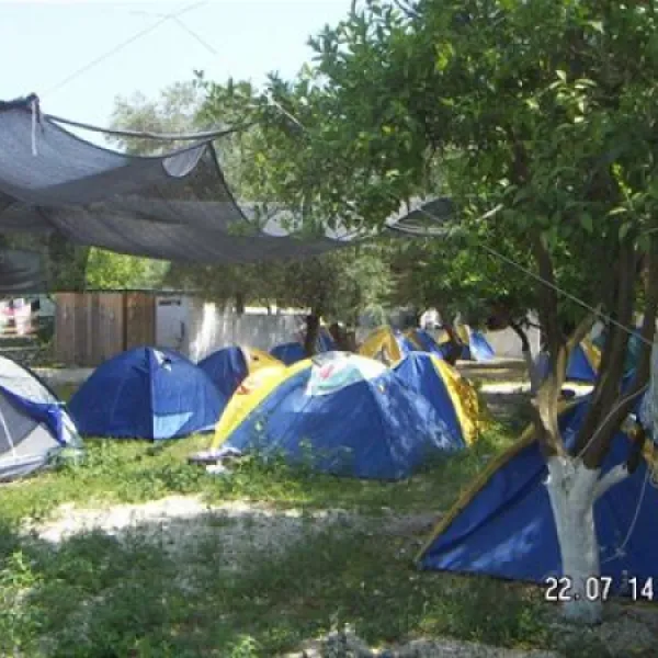kamping-himara-himara-0tow2