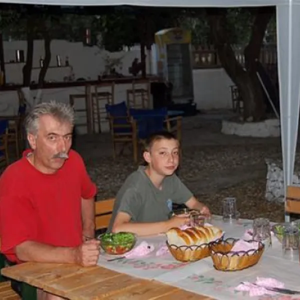 kamping-himara-himara-ydwhs