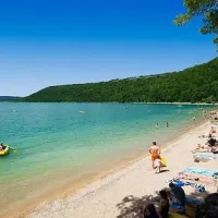 camping-domaine-de-chalain-jura-cbfnc
