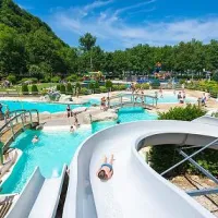 camping-domaine-de-chalain-jura-nprjj