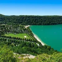 camping-domaine-de-chalain-jura-sidln