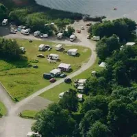 lough-ree-east-caravan-camping-park-athlone-vmhw6
