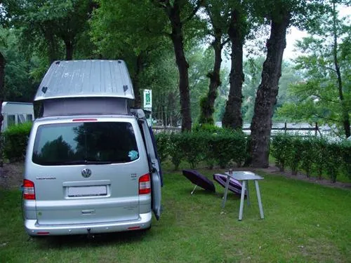 camping-du-viaduc-millau-aowtw