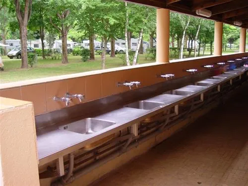 camping-du-viaduc-millau-rivao