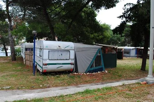 auto-camp-rozac-trogirokrug-gornji-bzrou