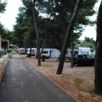auto-camp-rozac-trogirokrug-gornji-eyn4j