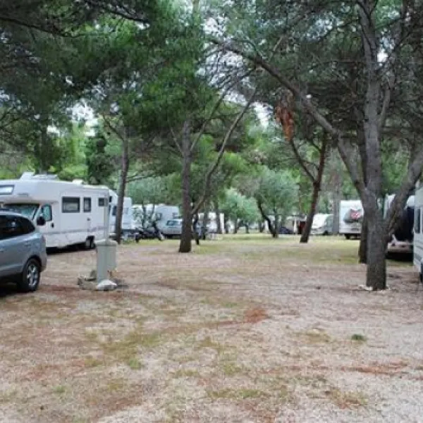 auto-camp-rozac-trogirokrug-gornji-h2b0y