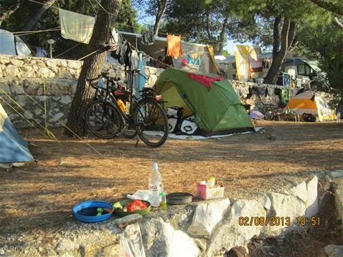 auto-camp-rozac-trogirokrug-gornji-q9oou