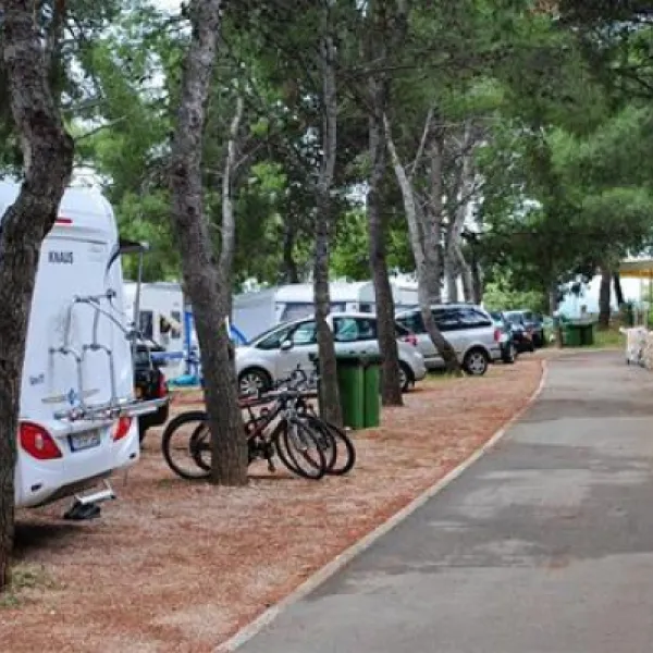 auto-camp-rozac-trogirokrug-gornji-wzjxv