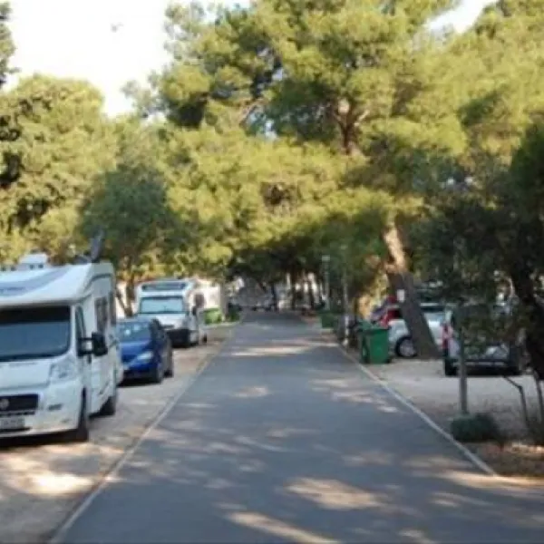 auto-camp-rozac-trogirokrug-gornji-zwntp