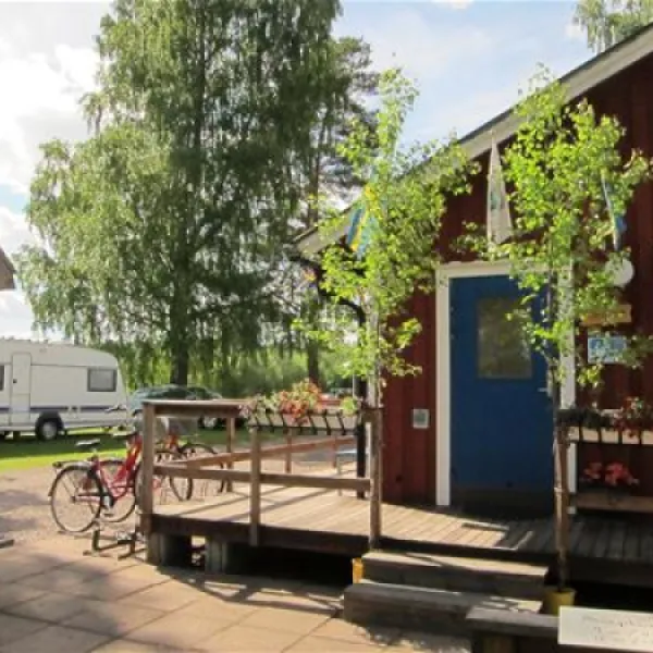 byns-camping-ekshrad-tlfrb