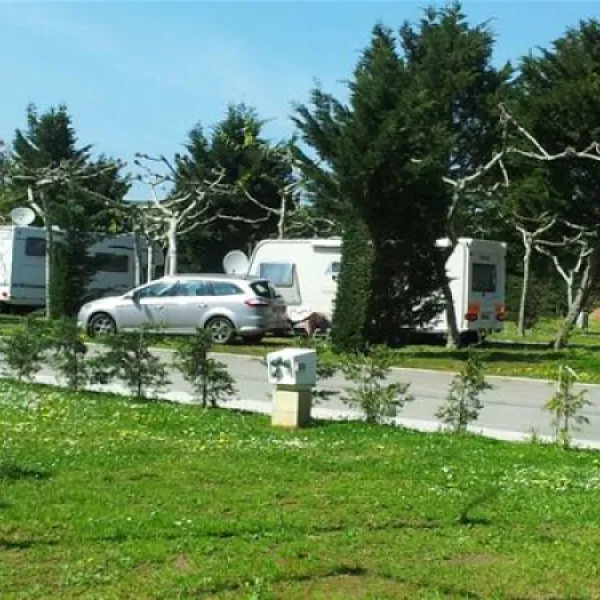 camping-playa-joyel-noja-v1lxk