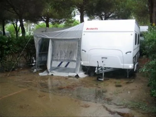 campeggio-ville-degli-ulivi-marina-di-campo-kzgjr