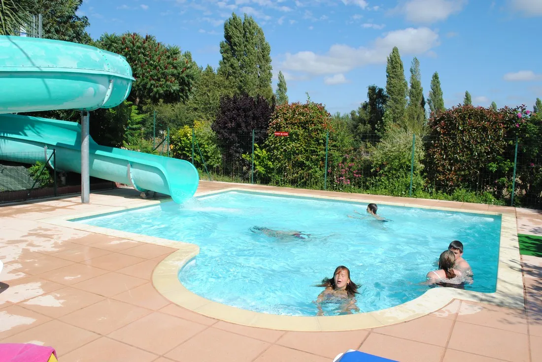 camping-le-rhuys-theix-afxln