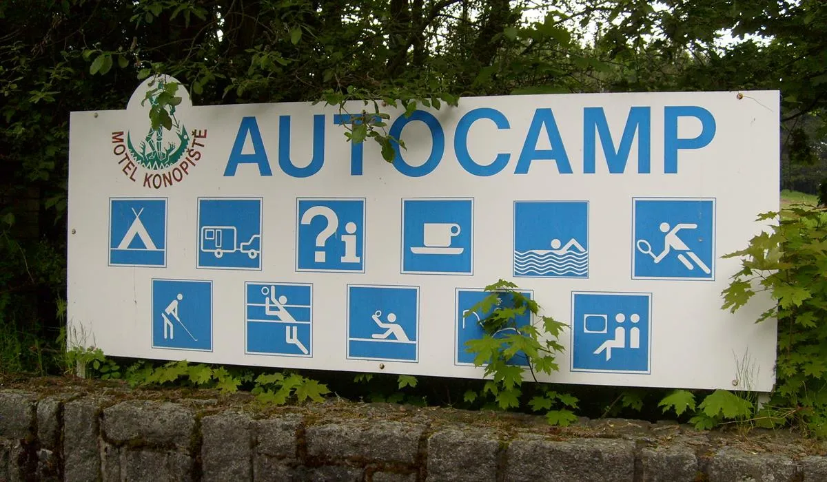 camping-konopiste-beneov-u-prahy-gifqx