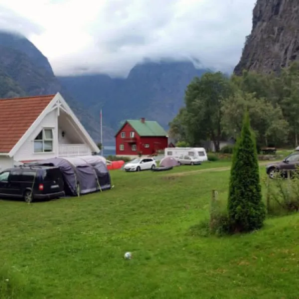 undredal-fjord-camping-undredal-ryxaf