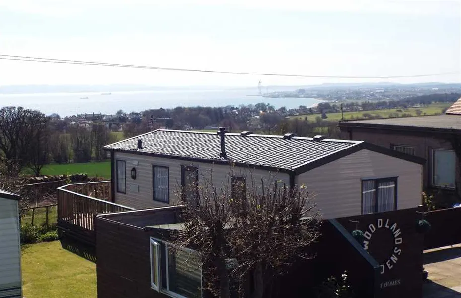 grangemuir-woodland-park-caravan-site-pittenweem-f5rjx