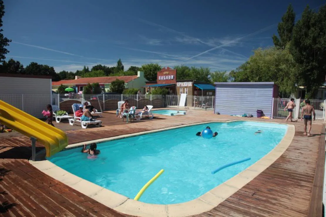 camping-les-ptites-maisons-dans-la-prairie-sallertaine-lpey3