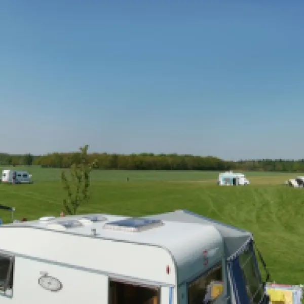 minicamping-hoeve-de-maasduinen-wellerlooi-wyfuz