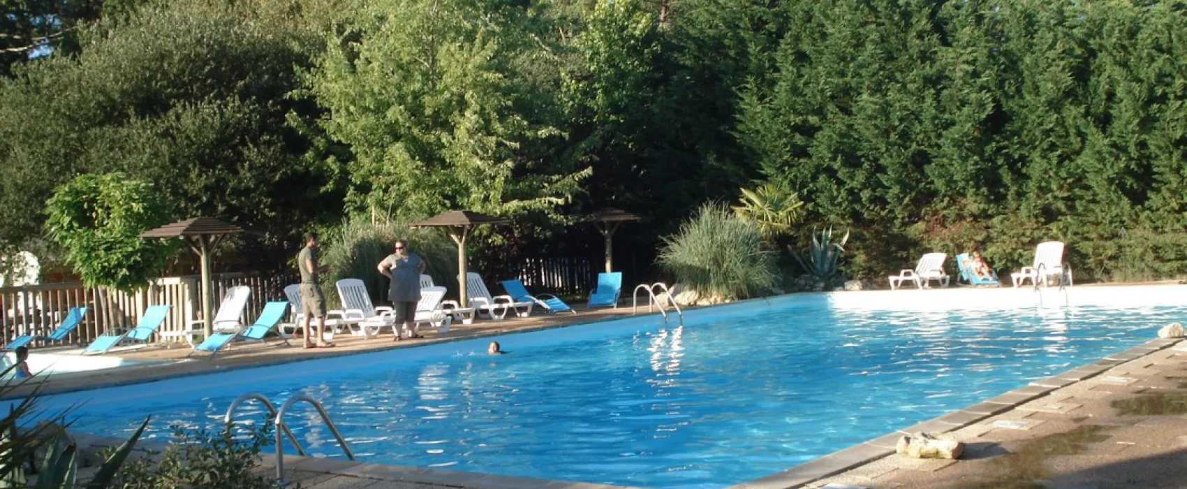 Le Village Western