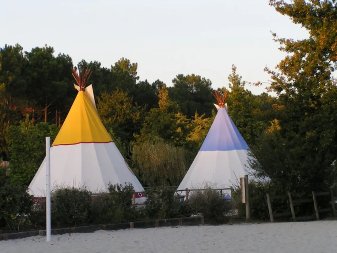 le-village-western-hourtin-hourtin-plage-gironde-c5cks