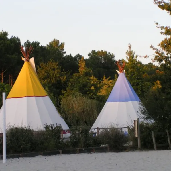 le-village-western-hourtin-hourtin-plage-gironde-c5cks