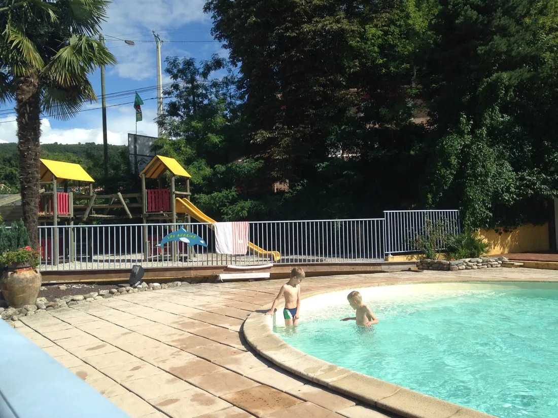 les-acacias-tournon-ardeche-mcpnu