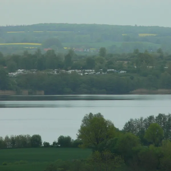 kluethsee-seeblick-bad-segeberg-dyqqg