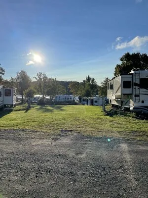 clayton-park-recreational-area-lake-ariel-zam7g