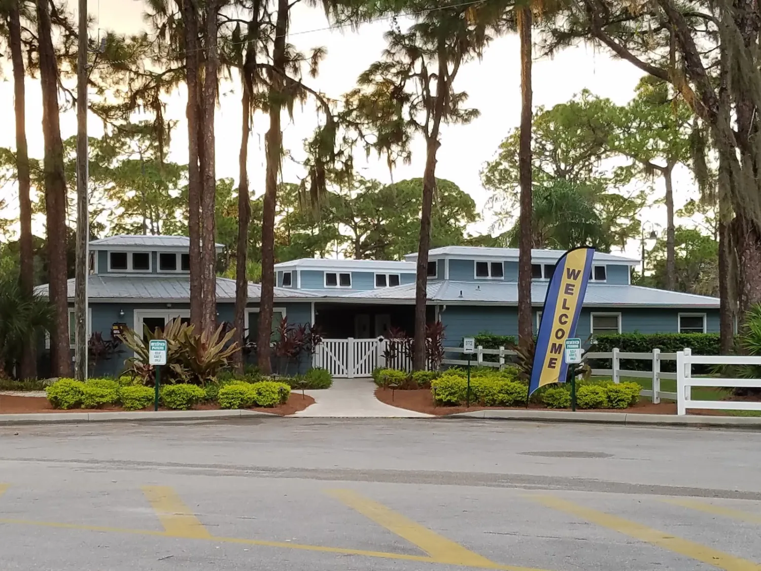 ramblers-rest-rv-campground-venice-gox2f