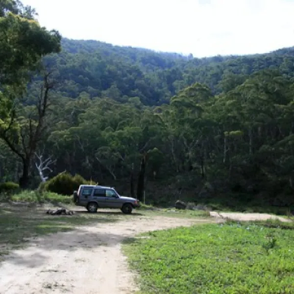 island-bend-campground-kosciuszko-national-park-btj8a