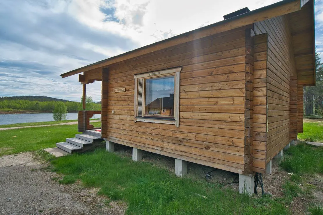 lapin-lomamokit-camping-muonio-umys0