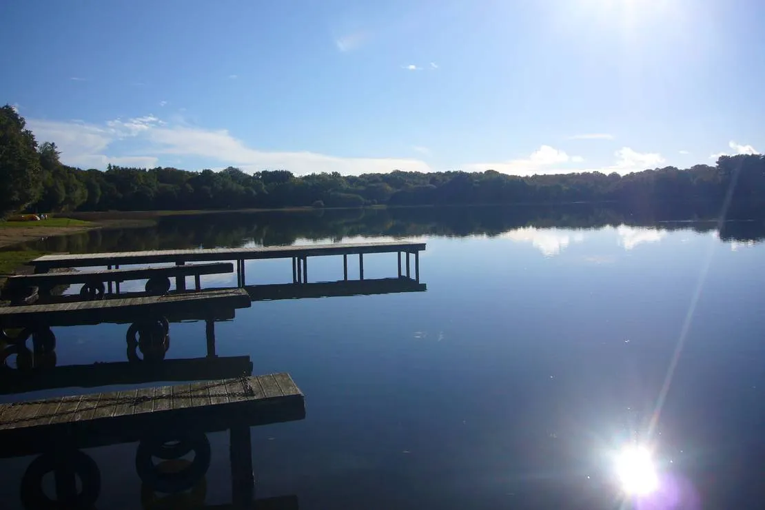 camping-le-lac-o-fees-priziac-kanvi