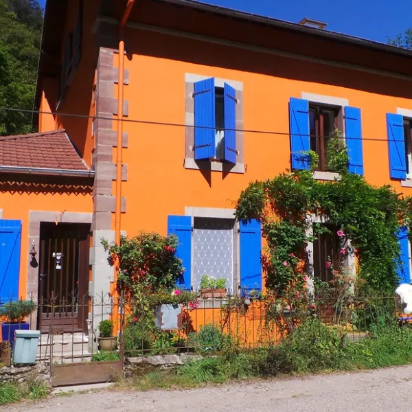 la-creche-le-val-d-ajol-v0zr2