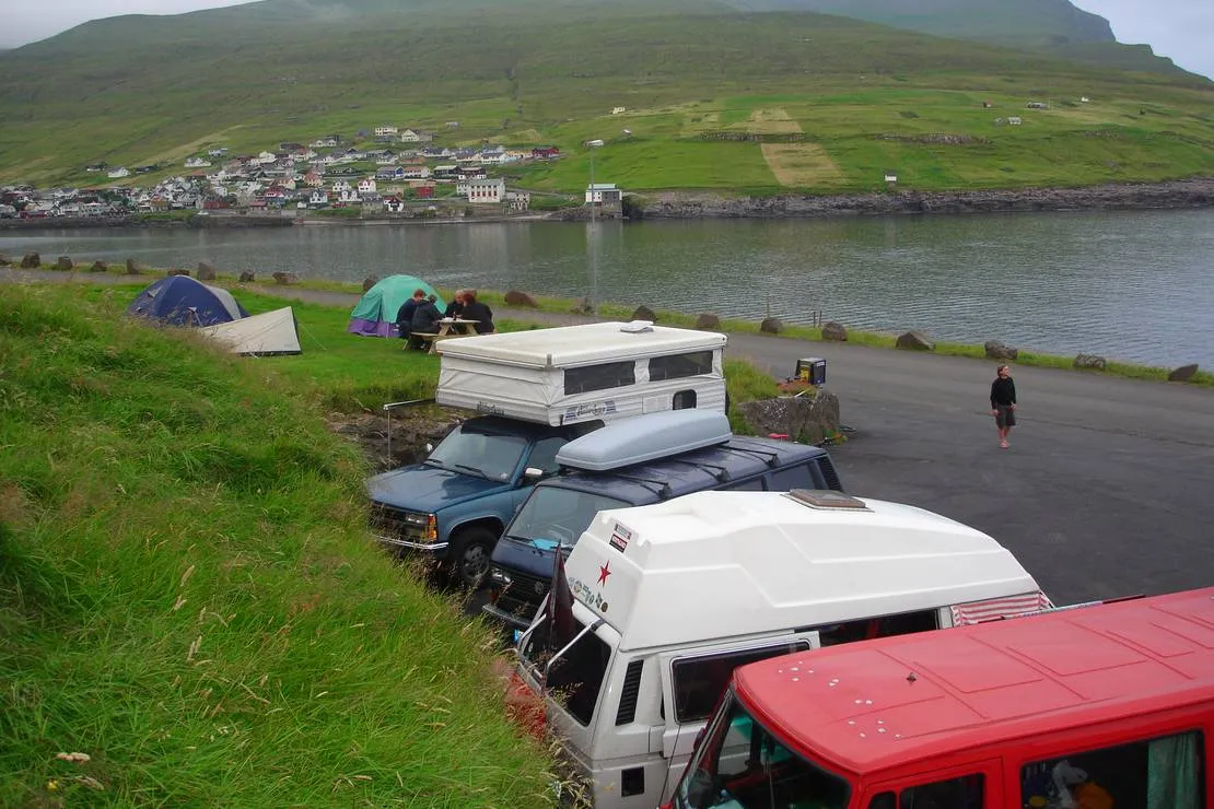 camping-a-giljanesi-sandavagur-ilcpr