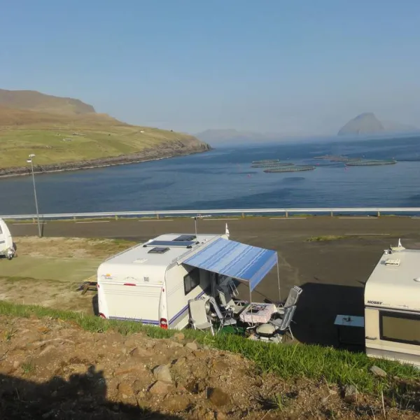 camping-a-giljanesi-sandavagur-q0rom