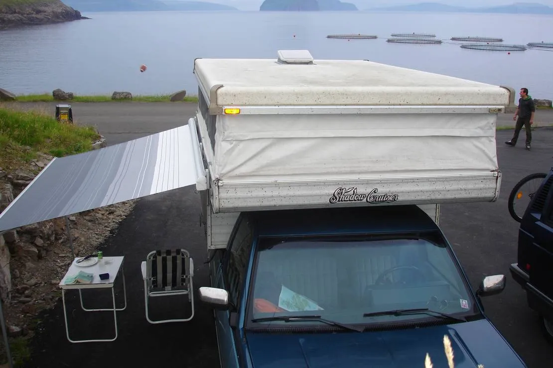 camping-a-giljanesi-sandavagur-qneku