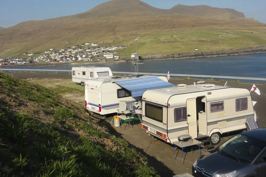 camping-a-giljanesi-sandavagur-r2xpm
