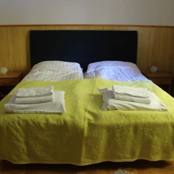 nalles-gasthem-aland-hz8am