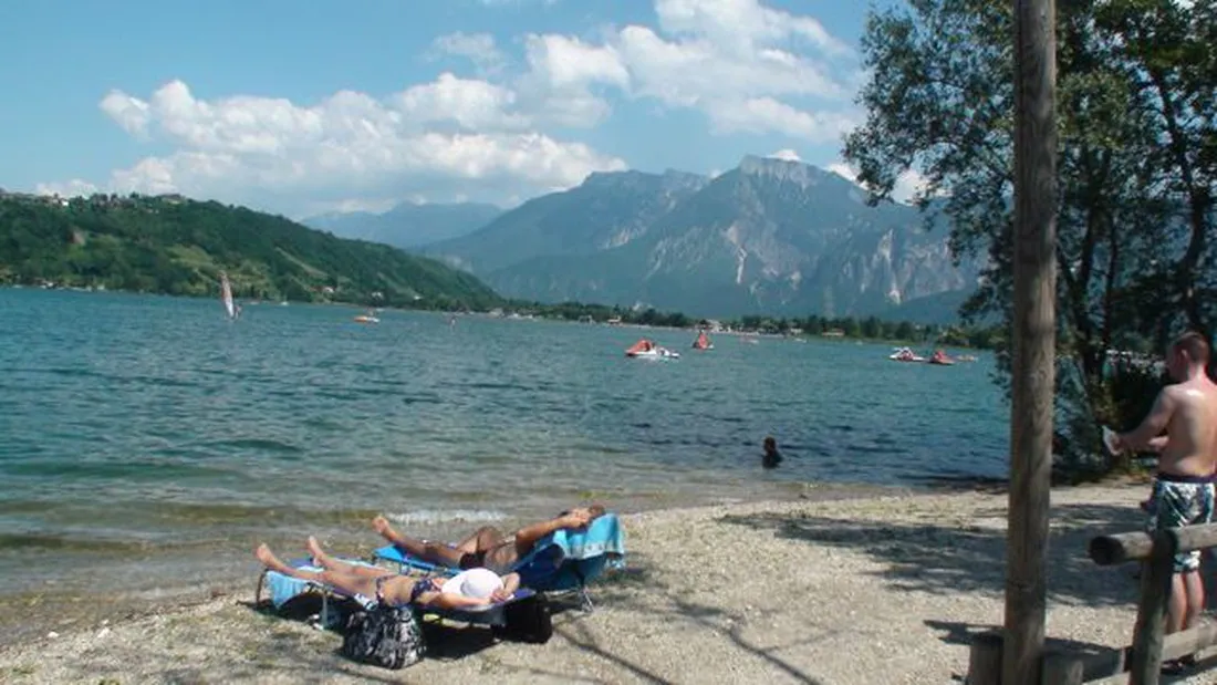 penisola-verde-calceranica-al-lago-uxwtb